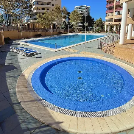 Terraced 50m From The * קלפה